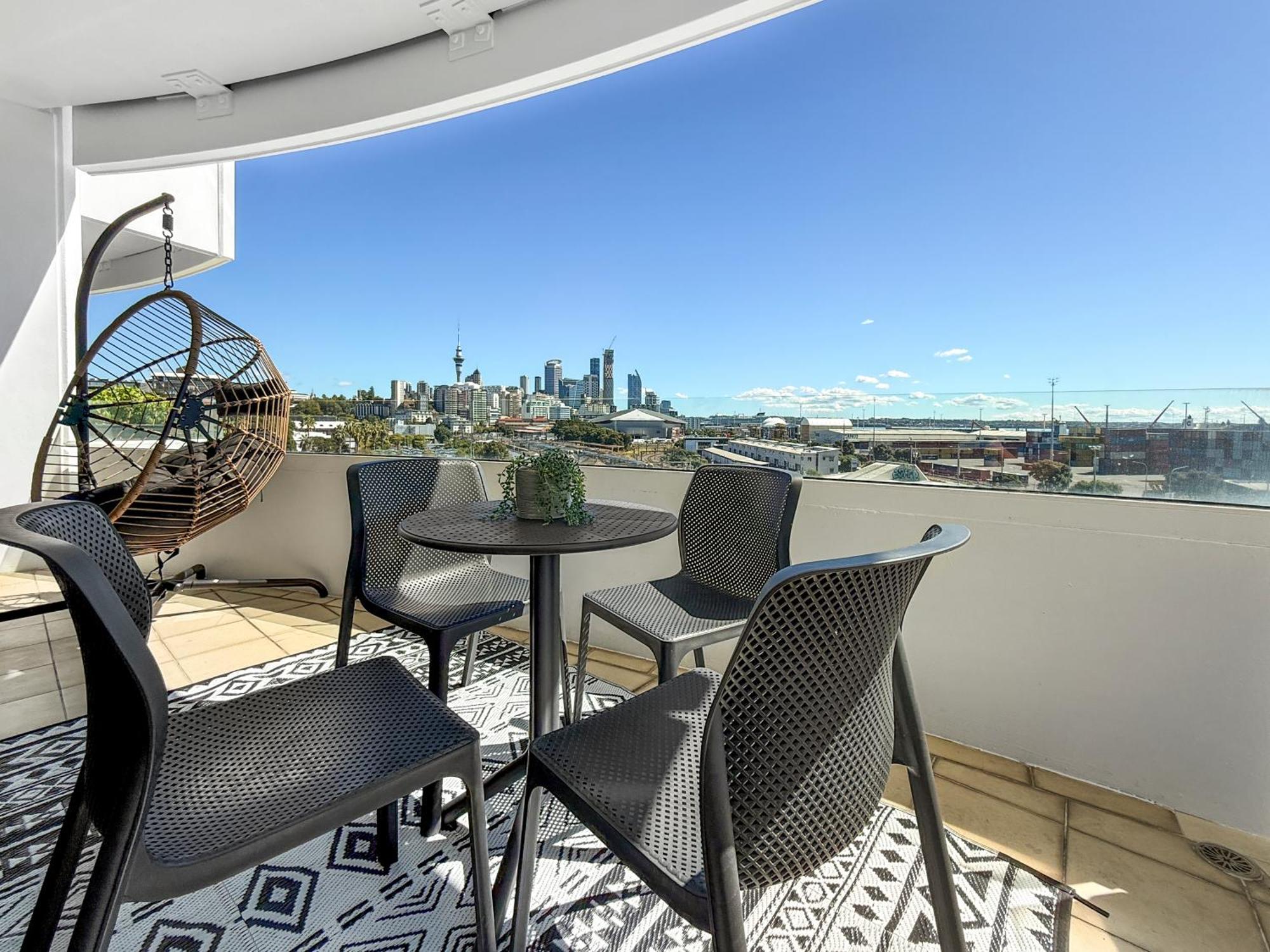 Le Mirage- Stylish, Central Apartment With Pools, Sauna, More Auckland Exterior foto